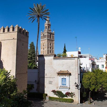 Puerta Principe Luxury Apartments Seville Exterior photo