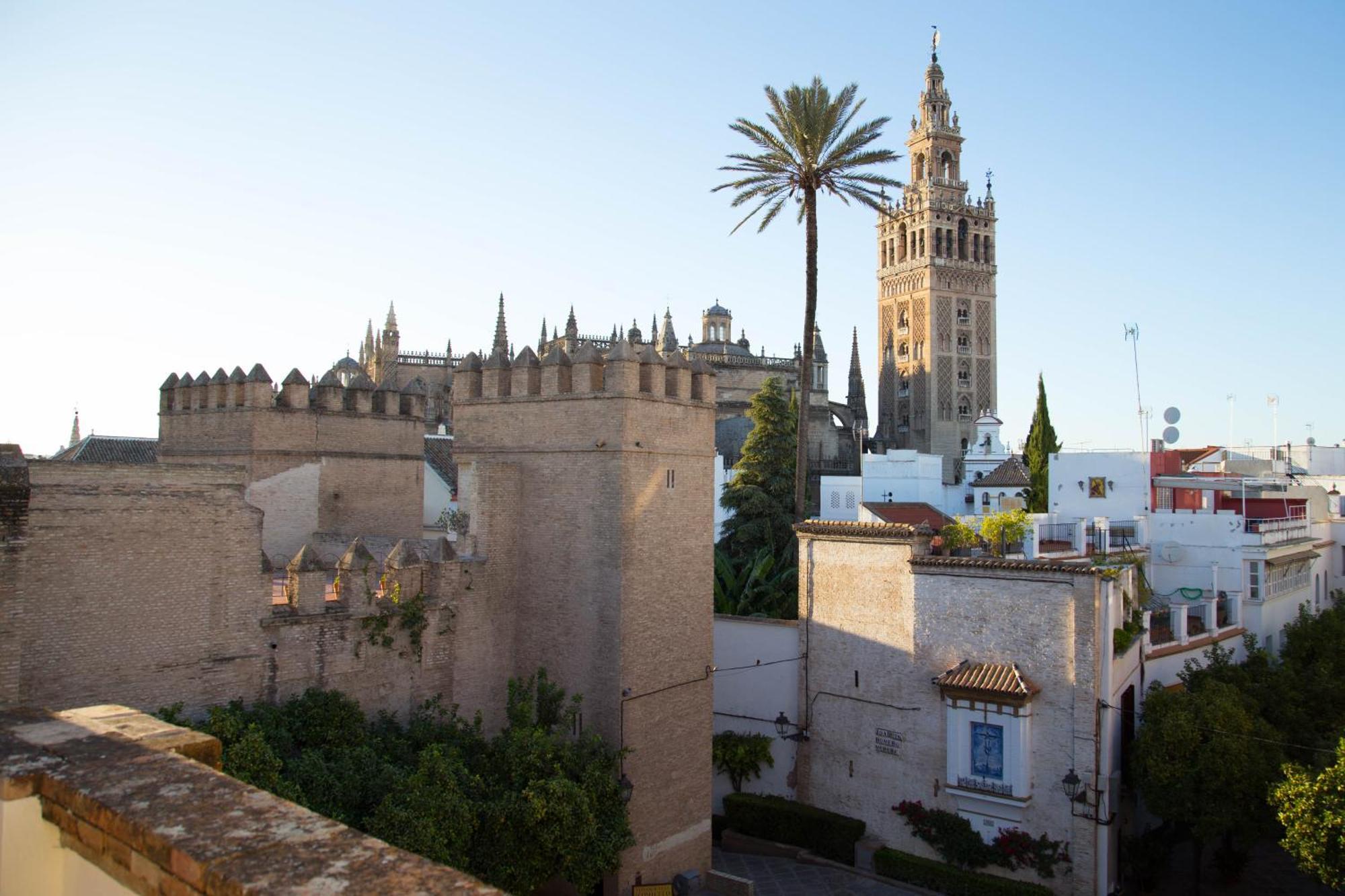 Puerta Principe Luxury Apartments Seville Exterior photo