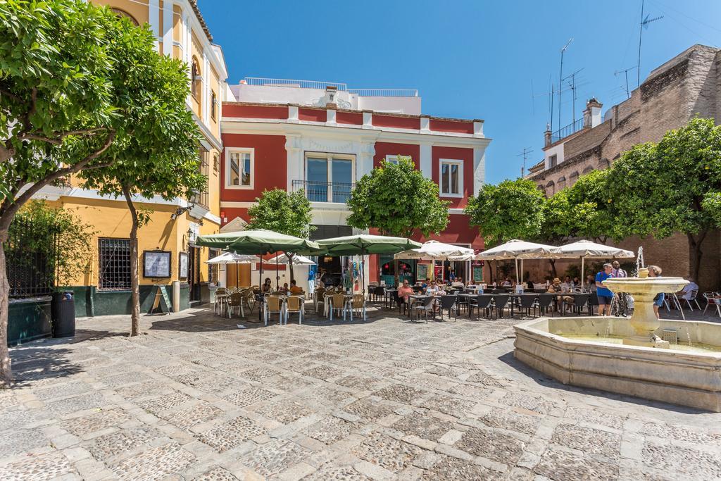 Puerta Principe Luxury Apartments Seville Exterior photo