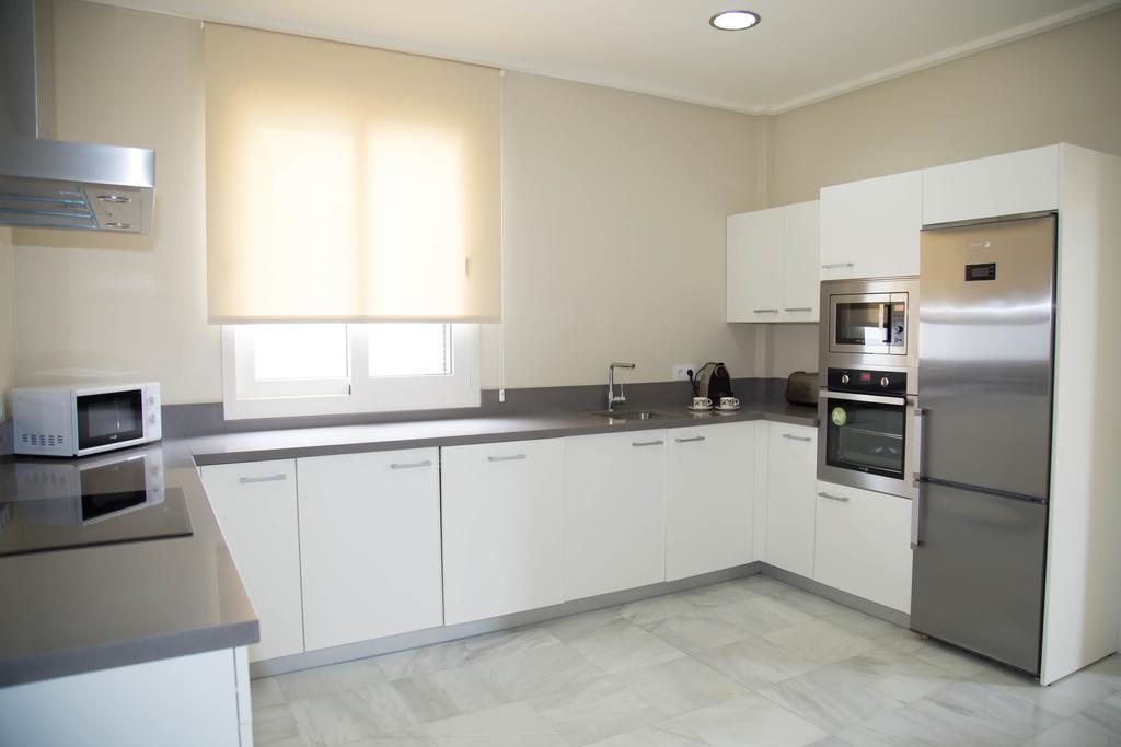 Puerta Principe Luxury Apartments Seville Exterior photo